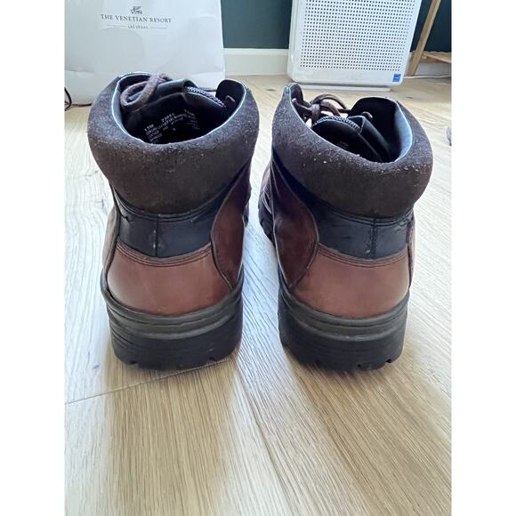 Vintage Timberland Brown Leather Work Boots Mens 13M Waterproof Gorpcore [READ] main image 6